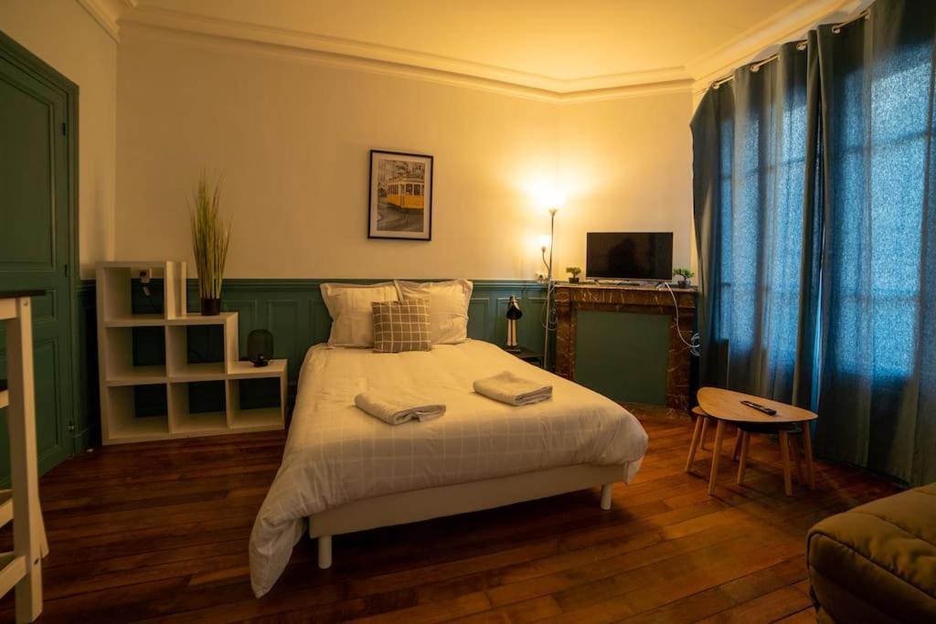 La Belle Vie - Appartement Cosy Au Centre-Ville โอแซร์ ภายนอก รูปภาพ